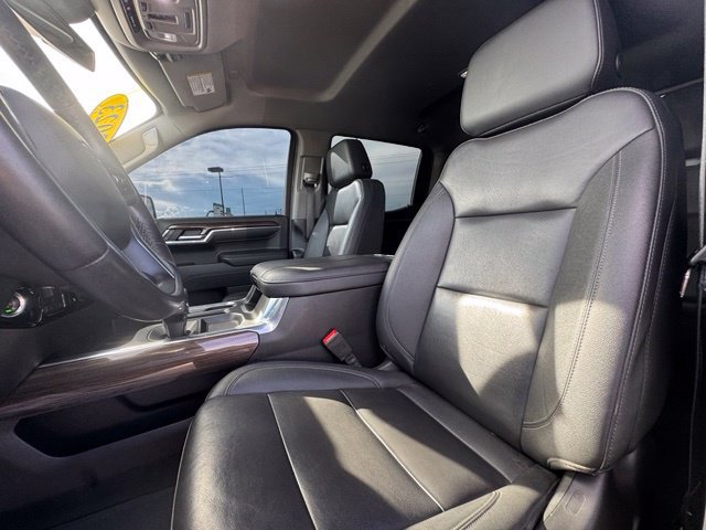 Used 2023 Chevrolet Silverado 1500 RST w/ Redline Edition AWD/4WD image 14