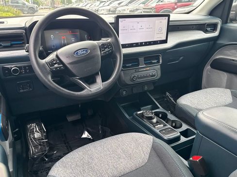Used 2025 Ford Maverick XLT w/ 4K Tow Package AWD/4WD image 33