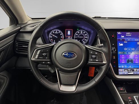 Used 2020 Subaru Outback Premium image 12