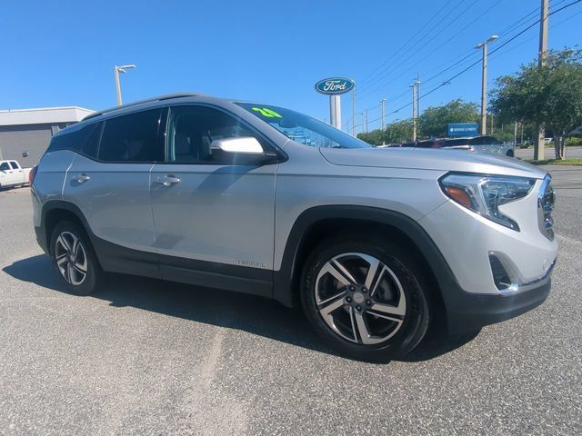Used 2020 GMC Terrain SLT w/ Preferred Package FWD image 2