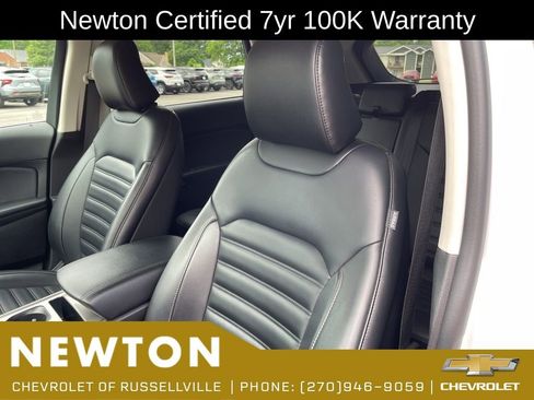 Used 2024 Ford Edge SEL AWD/4WD image 7