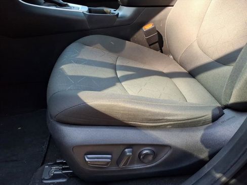 Used 2024 Toyota RAV4 XLE image 18