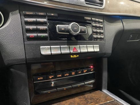 Used 2014 Mercedes-Benz E 350 Sedan image 14