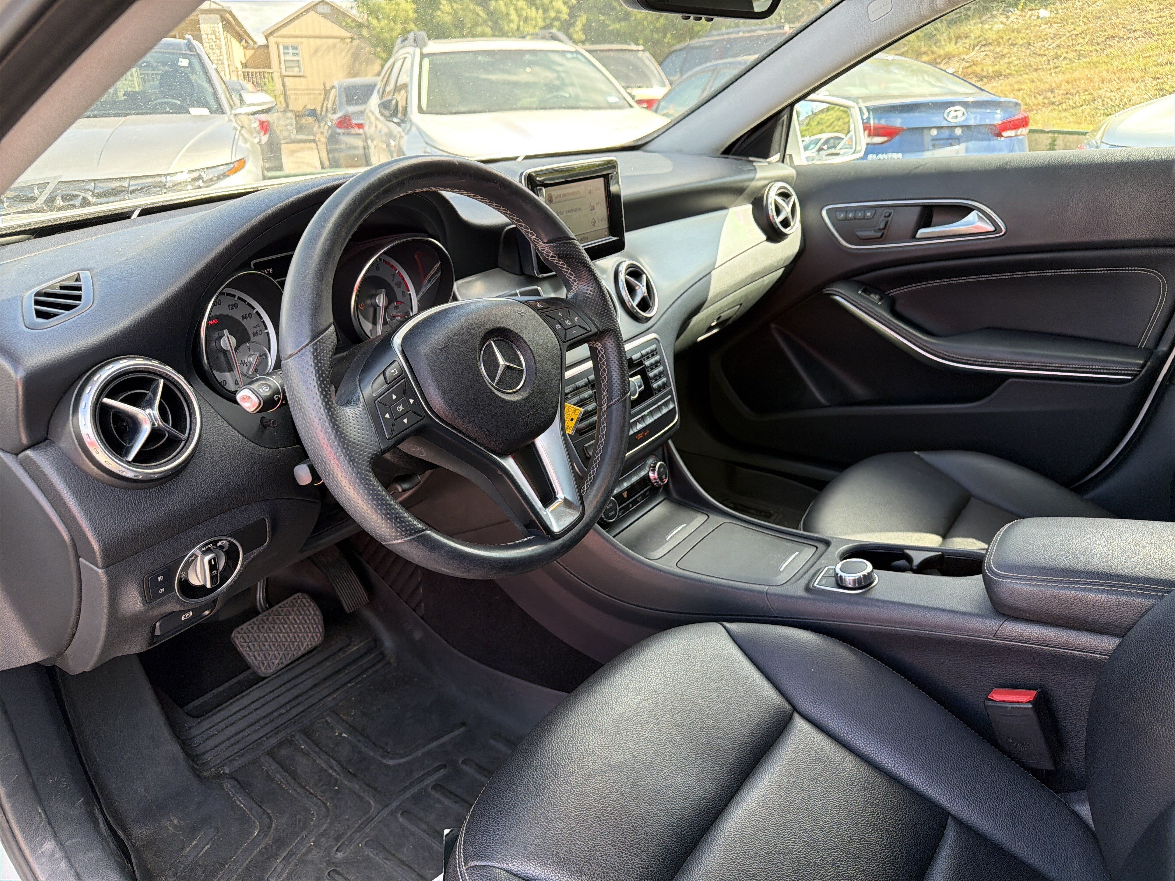 Used 2015 Mercedes-Benz GLA 250 4MATIC image 24