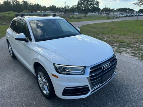 Used 2018 Audi Q5 2.0T Premium w/ Convenience Package AWD/4WD image 4