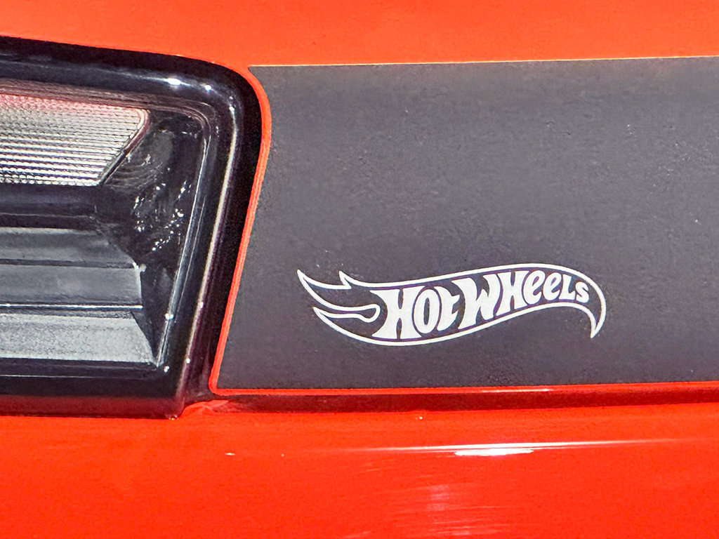 Used 2018 Chevrolet Camaro SS w/ Hot Wheels Edition RWD image 14