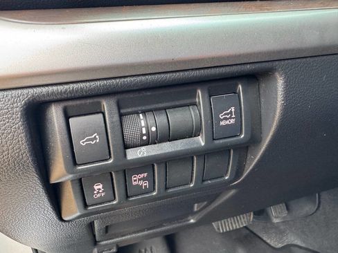 Used 2015 Subaru Outback 2.5i Limited image 24