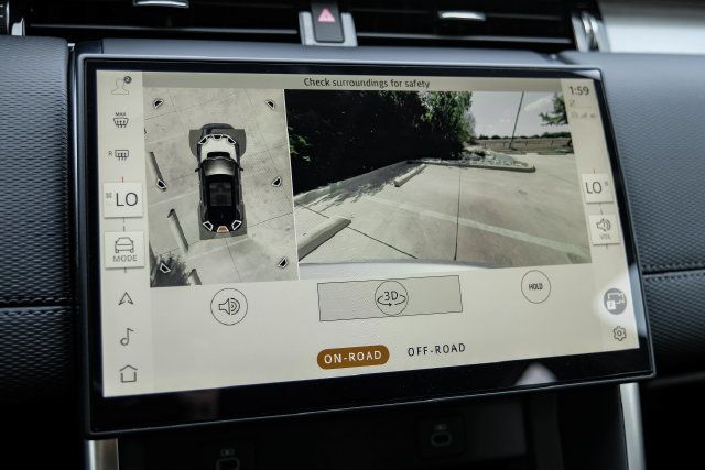 Used 2026 Land Rover Discovery Sport Landmark AWD/4WD image 29