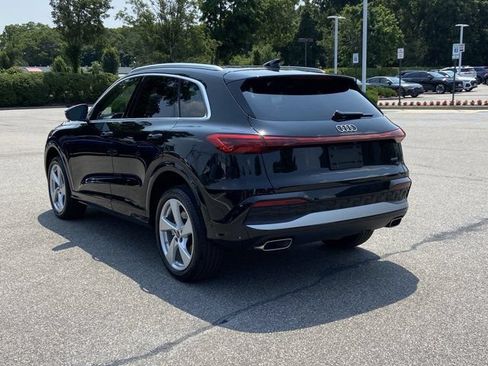 Used 2025 Audi Q5 Premium Plus w/ Premium Plus AWD/4WD image 7