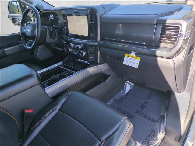 Used 2025 Ford F350 Lariat w/ Lariat Ultimate Package AWD/4WD image 20