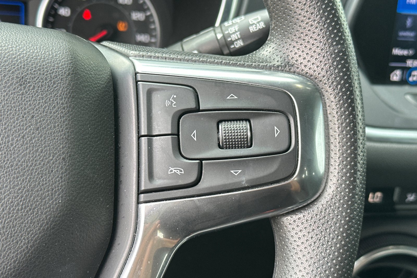 Used 2021 Chevrolet Blazer LT AWD/4WD image 37