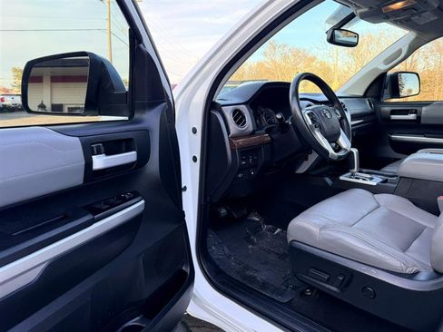 Used 2014 Toyota Tundra Limited image 23