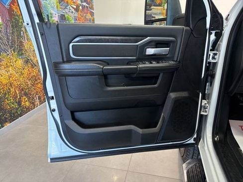 Used 2024 RAM 2500 Big Horn image 27