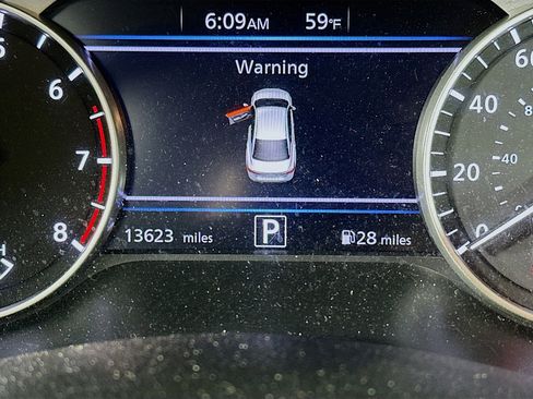 Used 2024 Nissan Sentra SV image 18