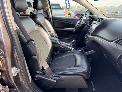 Used 2015 Dodge Journey Crossroad w/ Flexible Seating Group AWD/4WD image 9