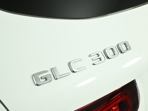 Certified 2021 Mercedes-Benz GLC 300 GLC 300 image 29