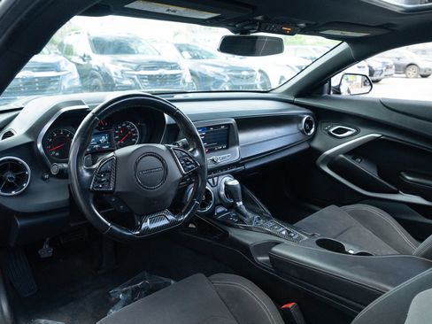 Used 2023 Chevrolet Camaro LT RWD image 17