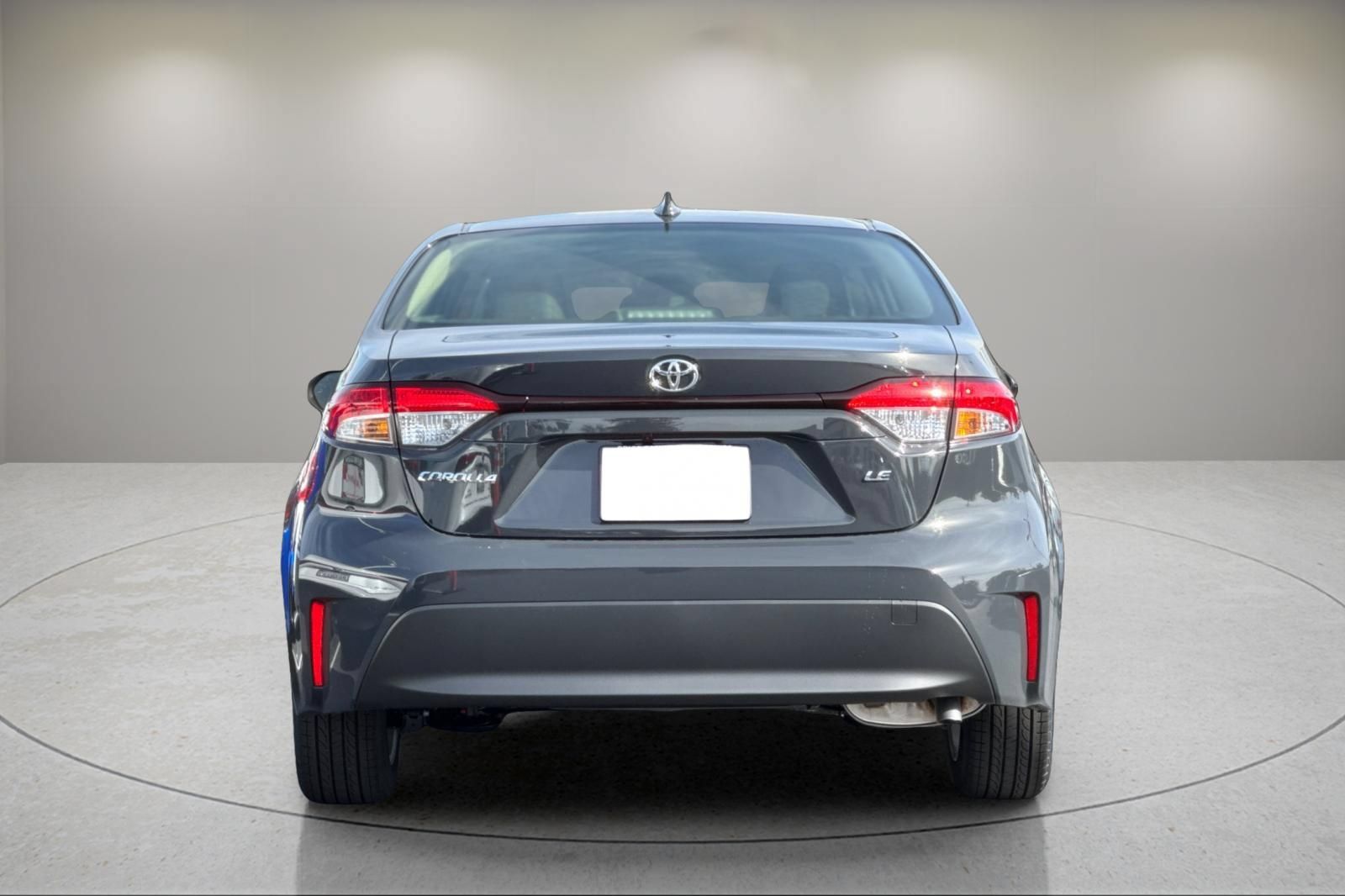 New 2026 Toyota Corolla LE w/ LE Premium Package FWD image 4