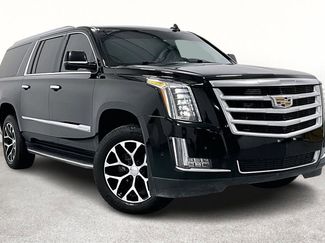 Used 2019 Cadillac Escalade ESV Luxury video 1