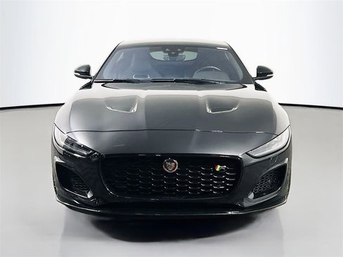 Used 2023 Jaguar F-TYPE R image 2