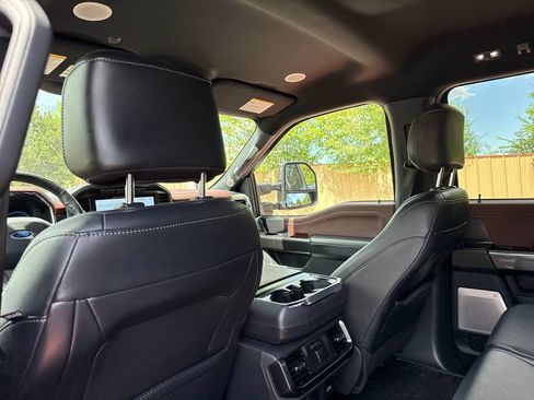 Certified 2021 Ford F150 Lariat w/ Equipment Group 502A High AWD/4WD image 21