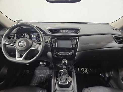 Used 2017 Nissan Rogue SL w/ SL Premium Package AWD/4WD image 13