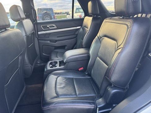 Used 2016 Ford Explorer Sport image 26