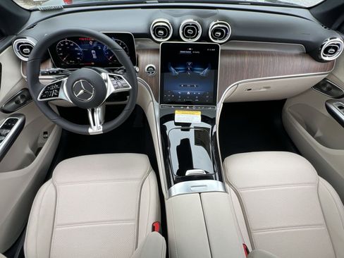 New 2026 Mercedes-Benz GLC 300 4MATIC image 28