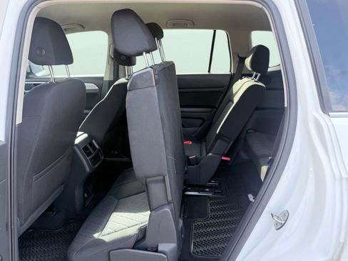 Used 2018 Volkswagen Atlas S image 21