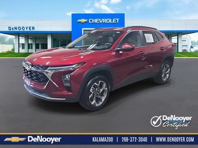 Used 2025 Chevrolet Trax LT