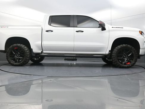 Used 2024 Chevrolet Silverado 1500 RST w/ Redline Edition AWD/4WD image 31