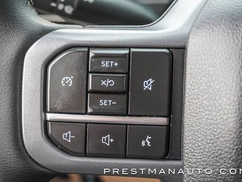 Used 2025 Ford F250 Lariat w/ Chrome Package image 34