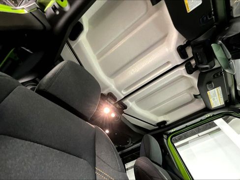 New 2025 Jeep Gladiator Sport image 24