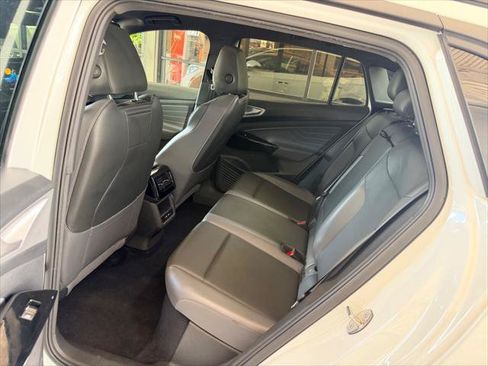Used 2023 Volkswagen ID.4 Pro S RWD image 19