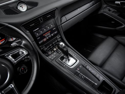 Certified 2018 Porsche 911 Carrera 4 GTS AWD/4WD image 29