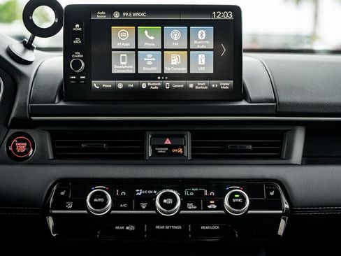 Used 2025 Honda Pilot EX-L image 29