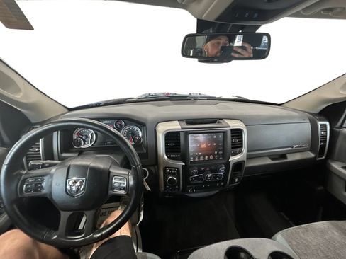 Used 2017 RAM 1500 Big Horn AWD/4WD image 18