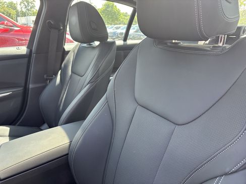 Used 2025 BMW 330i Sedan RWD image 38