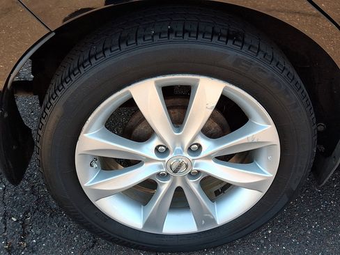 Used 2015 Nissan Versa Note SV FWD image 6