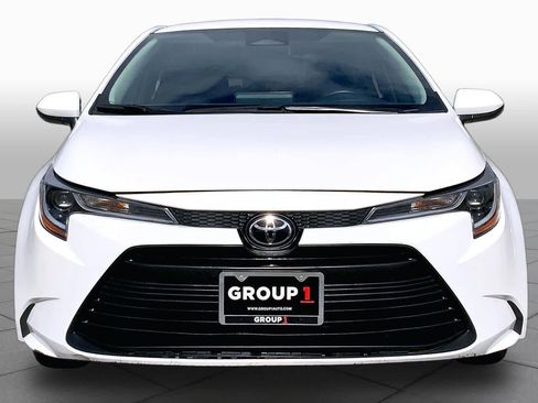 Used 2024 Toyota Corolla LE FWD image 4