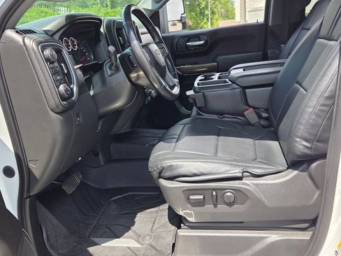 Certified 2020 Chevrolet Silverado 1500 LT w/ All-Star Edition AWD/4WD image 3