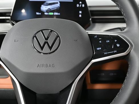 New 2025 Volkswagen ID. Buzz Pro S image 11