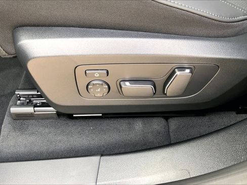 New 2026 BMW X3 xDrive30 w/ Premium Package image 16