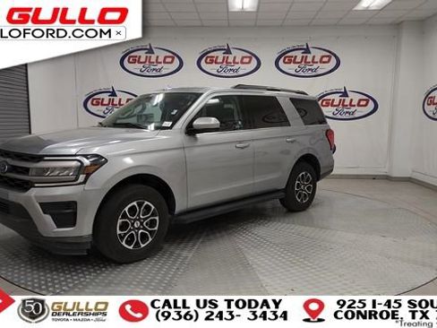 Used 2024 Ford Expedition XLT image 4