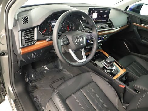 Certified 2023 Audi Q5 2.0T Premium w/ Convenience Package image 15