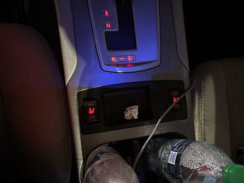 Used 2013 Subaru Legacy 2.5i Premium w/ All-Weather Pkg image 13