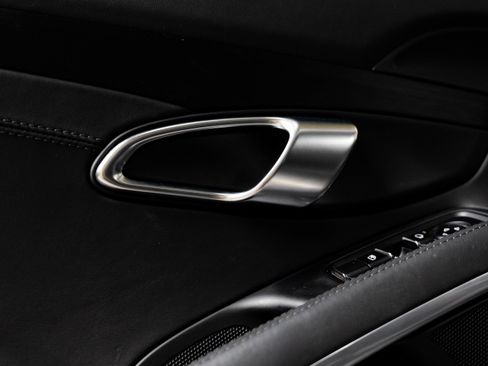 Used 2018 Porsche 911 GT3 image 13