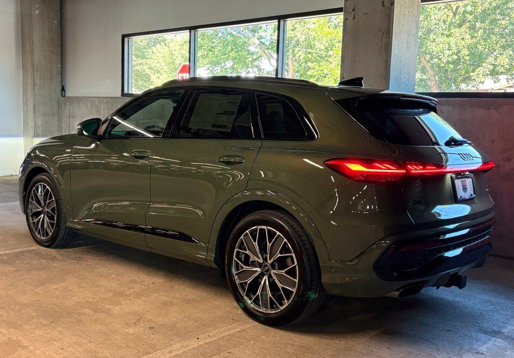 New 2026 Audi Q5 Prestige AWD/4WD image 3