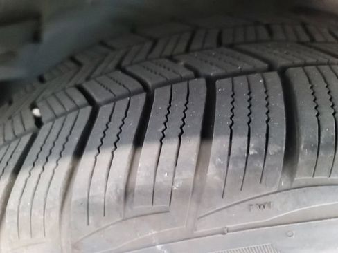 Used 2010 Chevrolet Impala LTZ FWD image 13