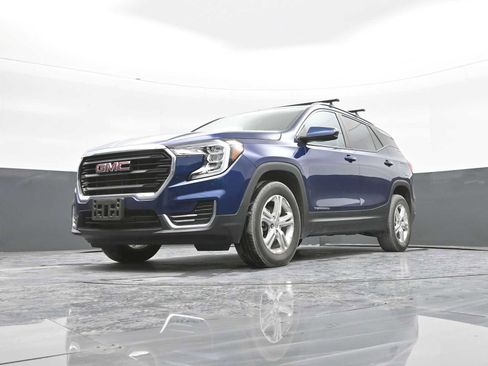 Used 2022 GMC Terrain SLE w/ Driver Convenience Package image 36